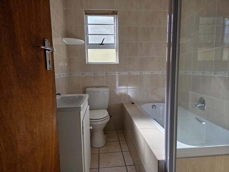 3 Bedroom Property for Sale in Franskraal Western Cape